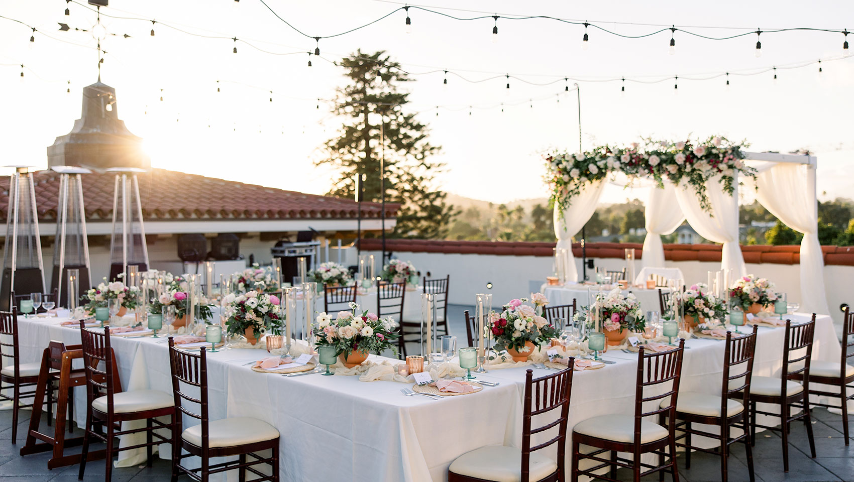 Rooftop reception table set-up