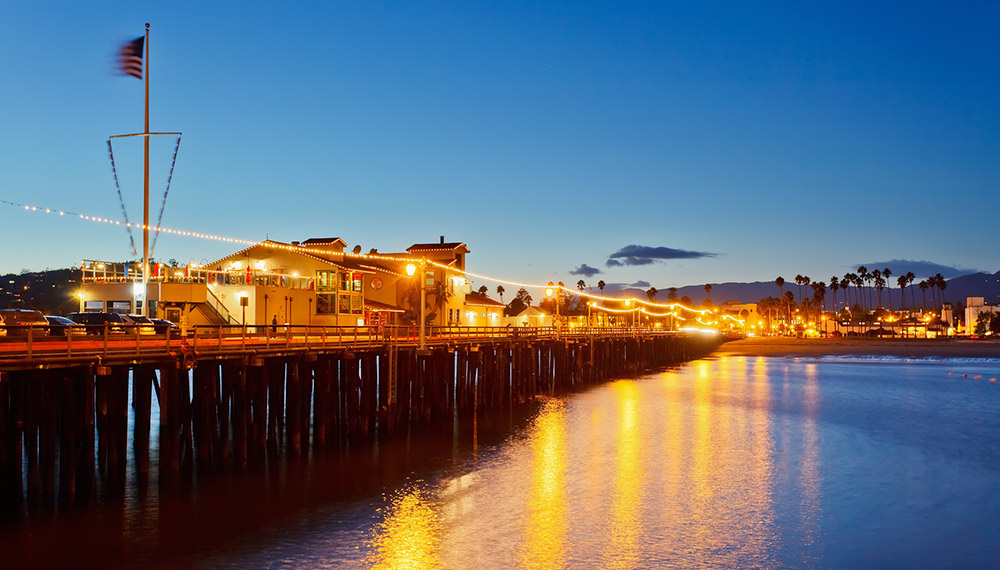evening view of stearn wharf in santa barbara